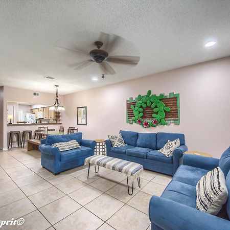 The Iron Cactus Condo On The Comal Cw C102 New Braunfels Luaran gambar