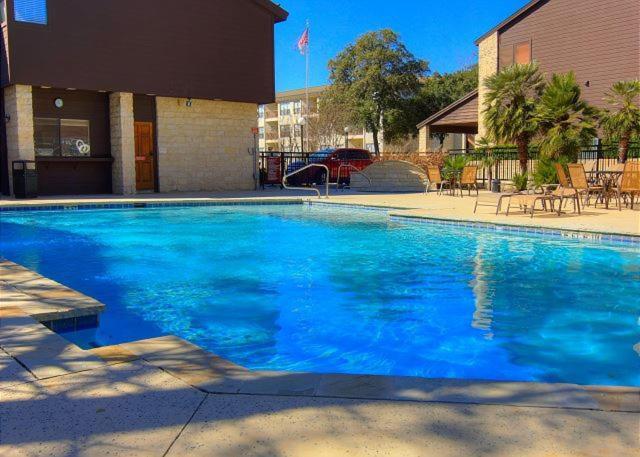 The Iron Cactus Condo On The Comal Cw C102 New Braunfels Luaran gambar