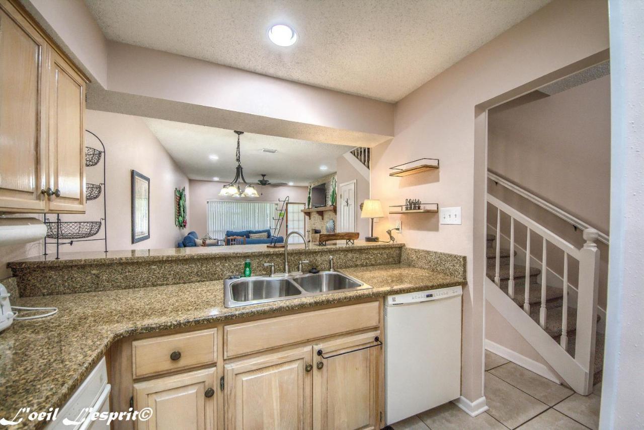 The Iron Cactus Condo On The Comal Cw C102 New Braunfels Luaran gambar