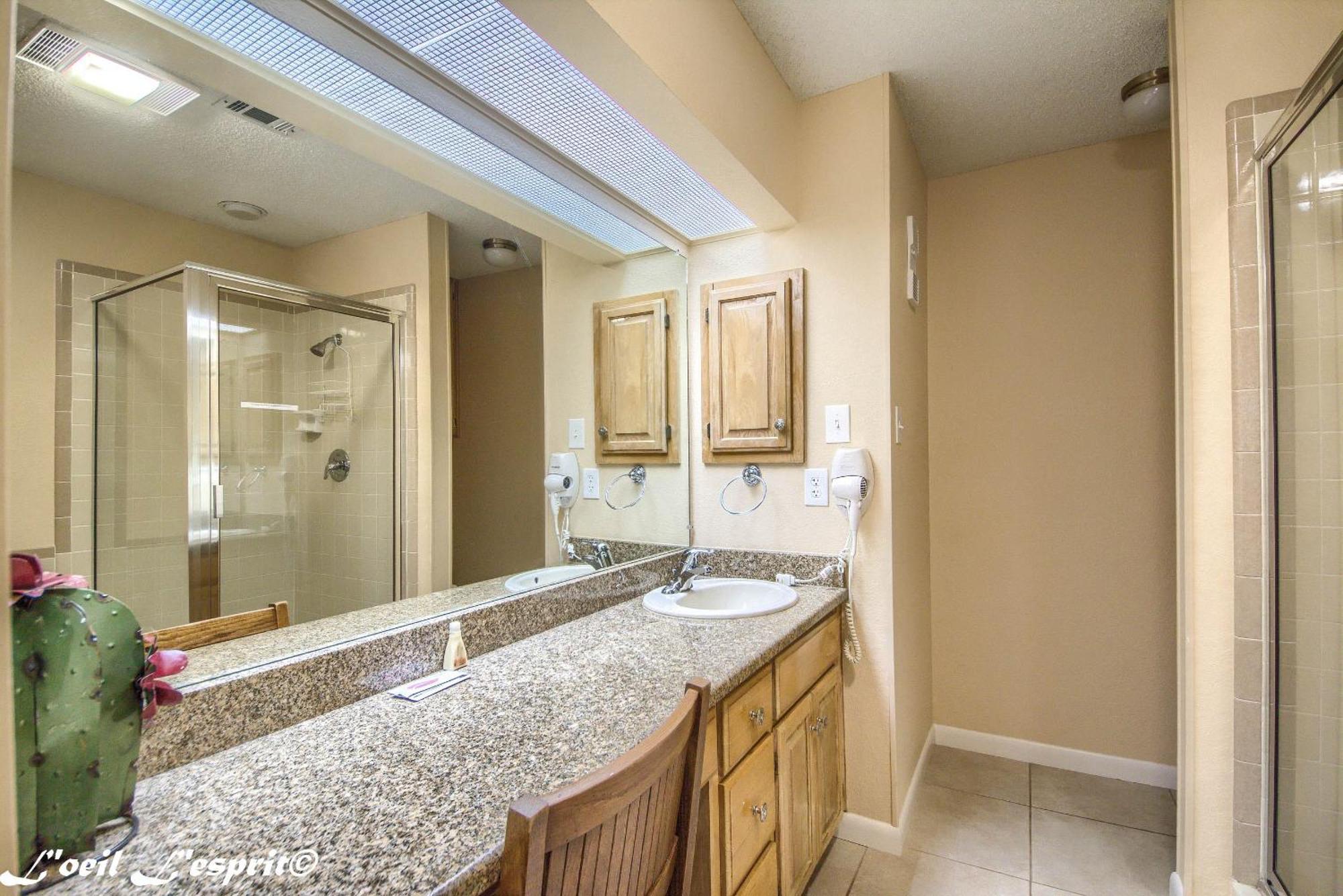 The Iron Cactus Condo On The Comal Cw C102 New Braunfels Luaran gambar