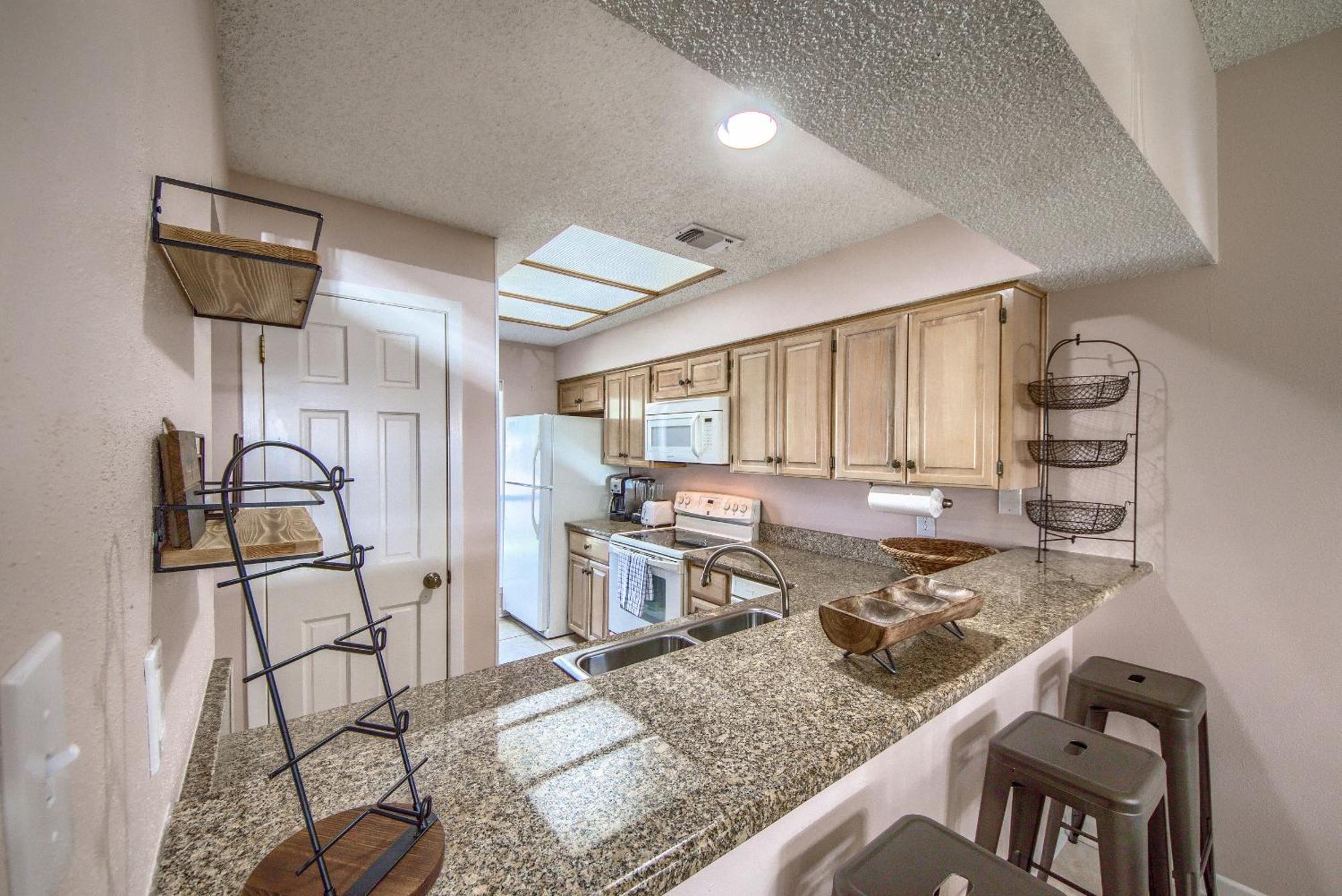 The Iron Cactus Condo On The Comal Cw C102 New Braunfels Luaran gambar